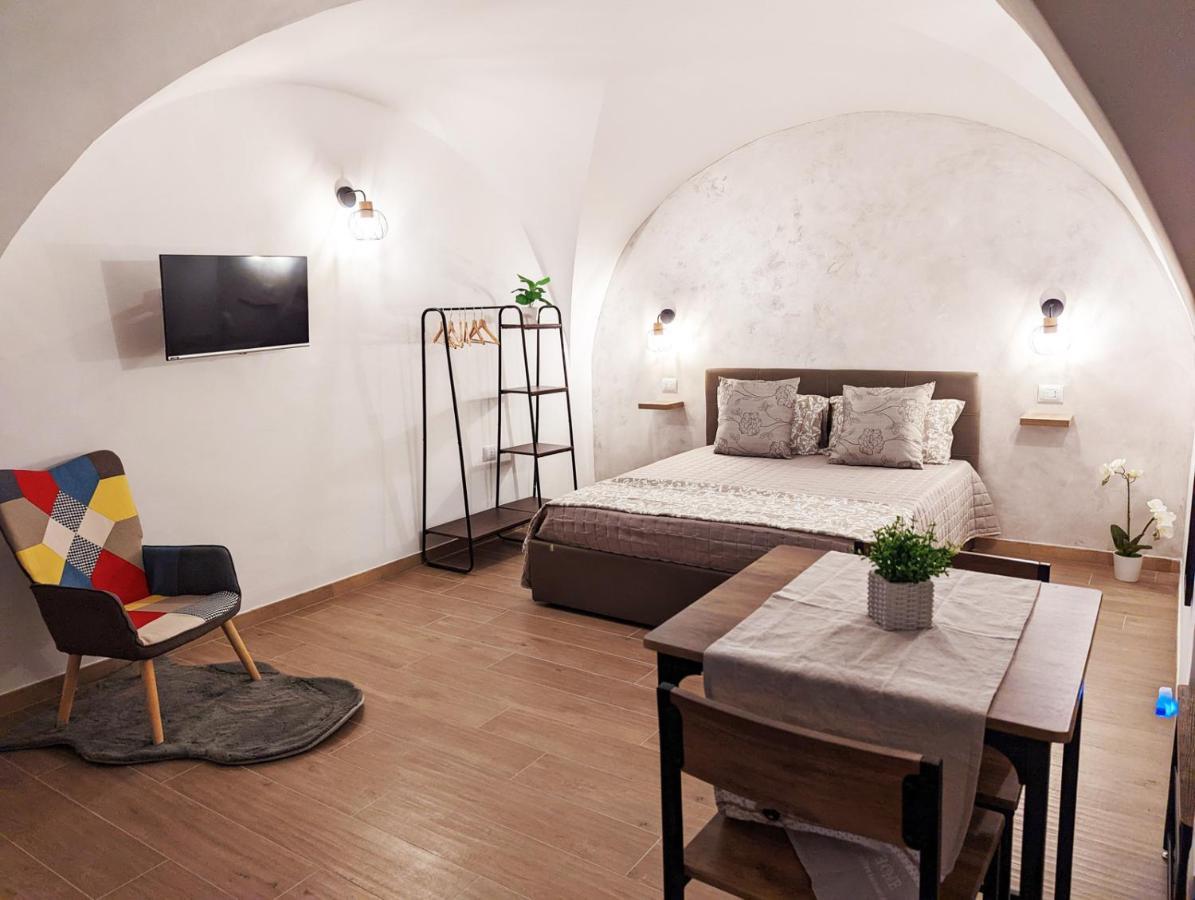 Apartment Dama Suite Love & Private Jacuzzi Bari